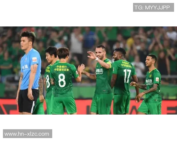 中超盛况：巴黎圣日耳曼大胜曼城引发全场热烈反响与焦点讨论