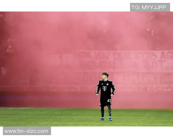 欧联杯惊天对决拜仁与皇马战成平局战术解析引发热议