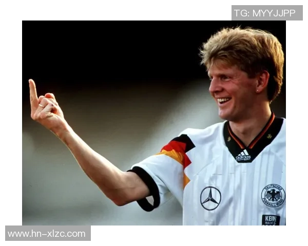 足总杯激战曼联与拜仁互交白卷全场气氛热烈引发球迷狂欢