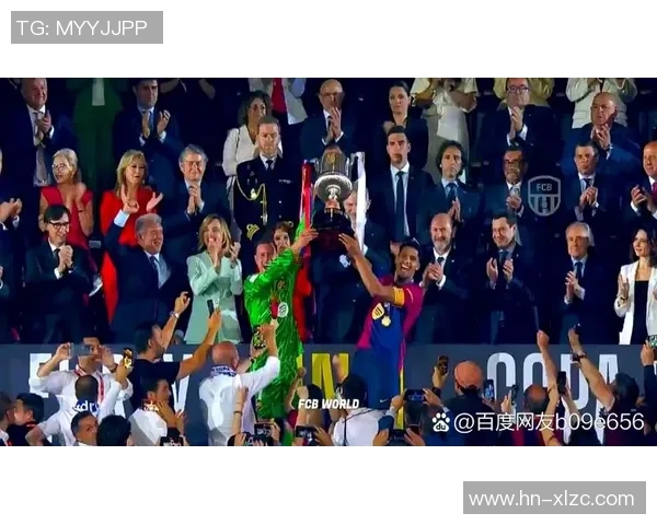 国王杯惊现冷门拜仁与里昂激战成平局转会风波引发热议